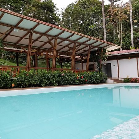 Cielo Verde Lodge Mashpi Exterior photo